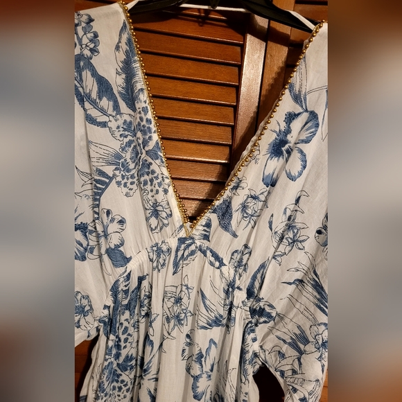 Floral Blue and White Dress - Picture 3 of 8